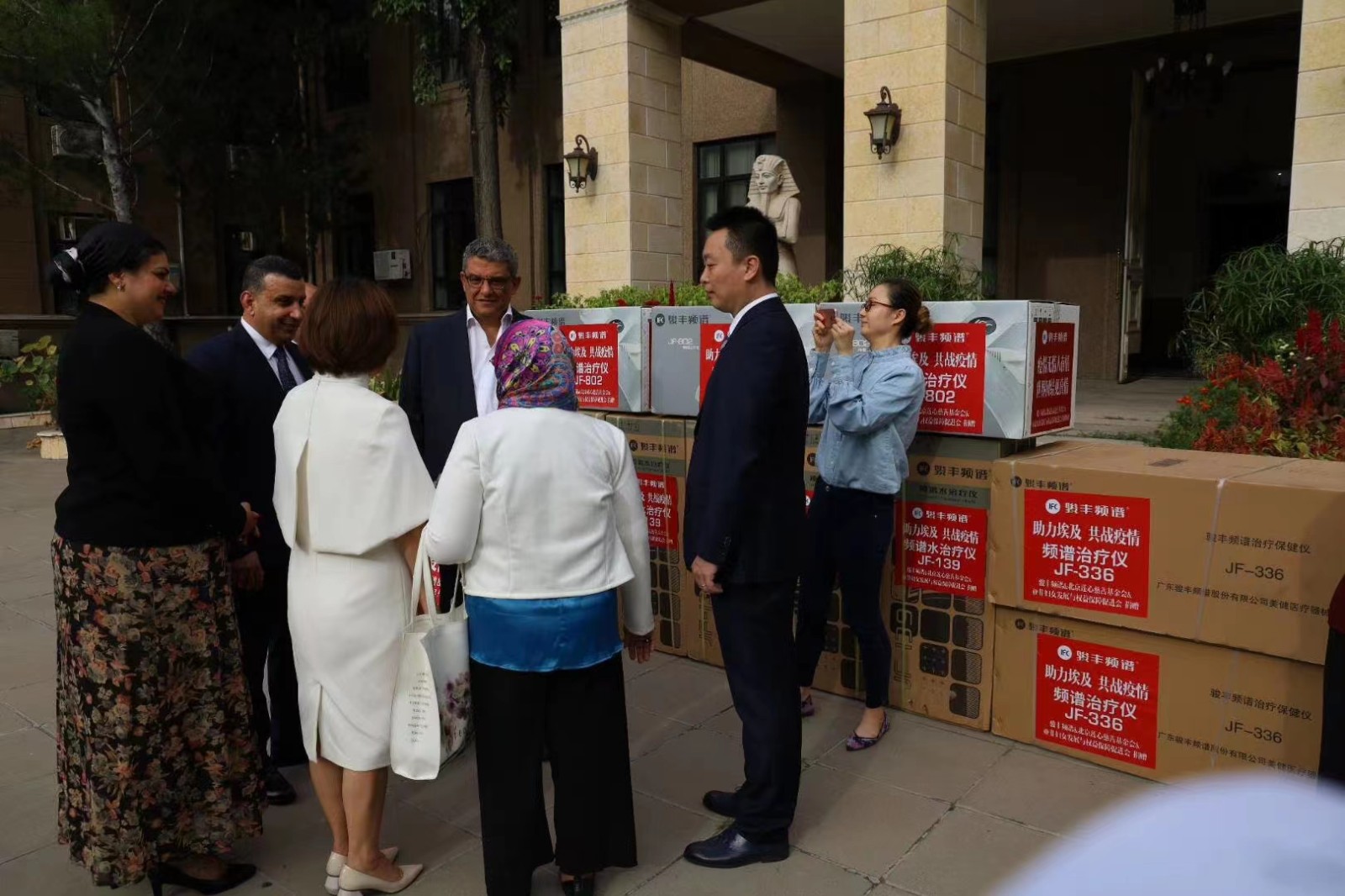 Help patients in Egyptian military hospitals fight against the COVID-19 epidemic