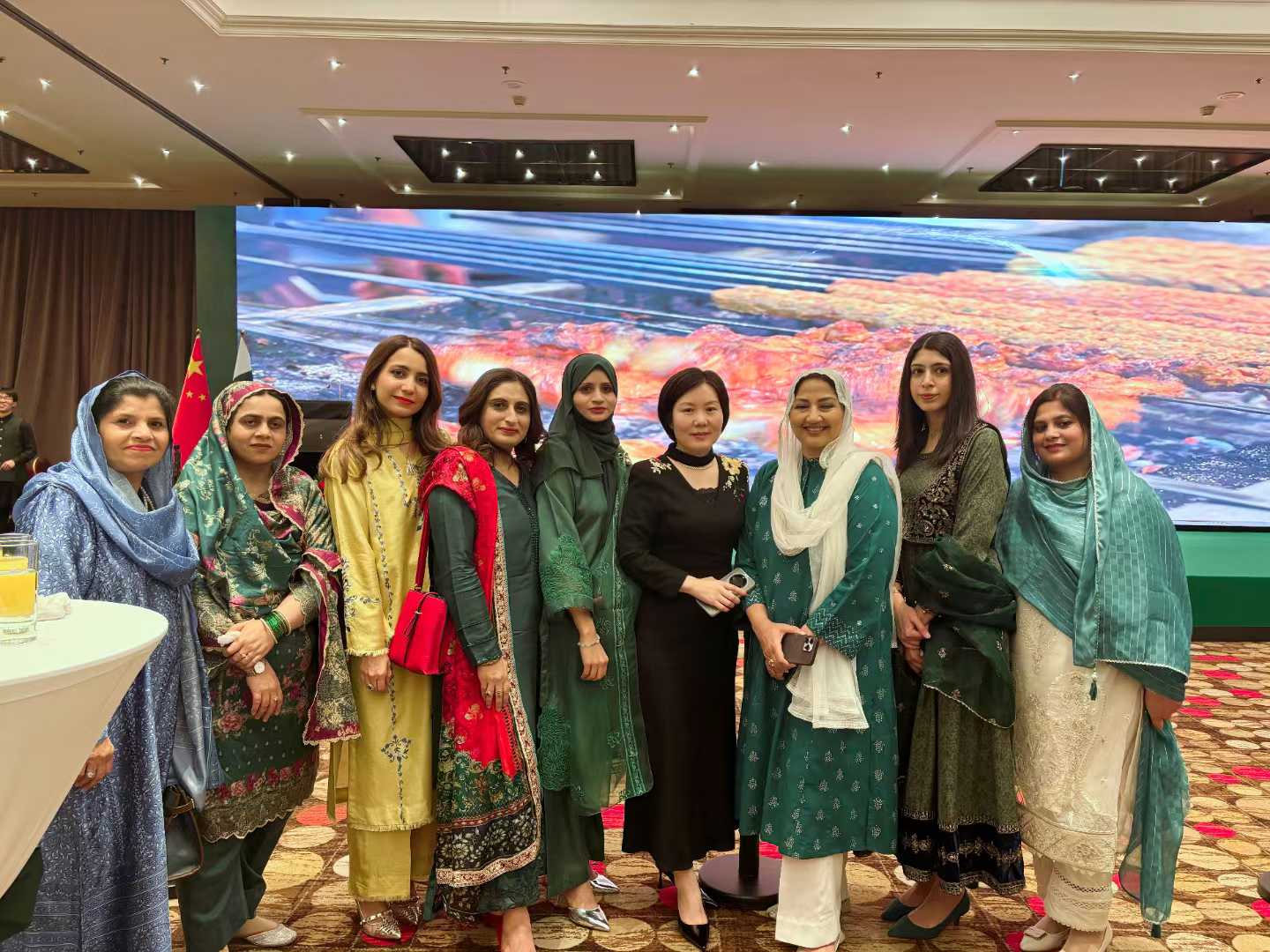 微信图片_20250321170258.jpg President Zhao Meiling Attends Pakistan’s 85th National Day Reception