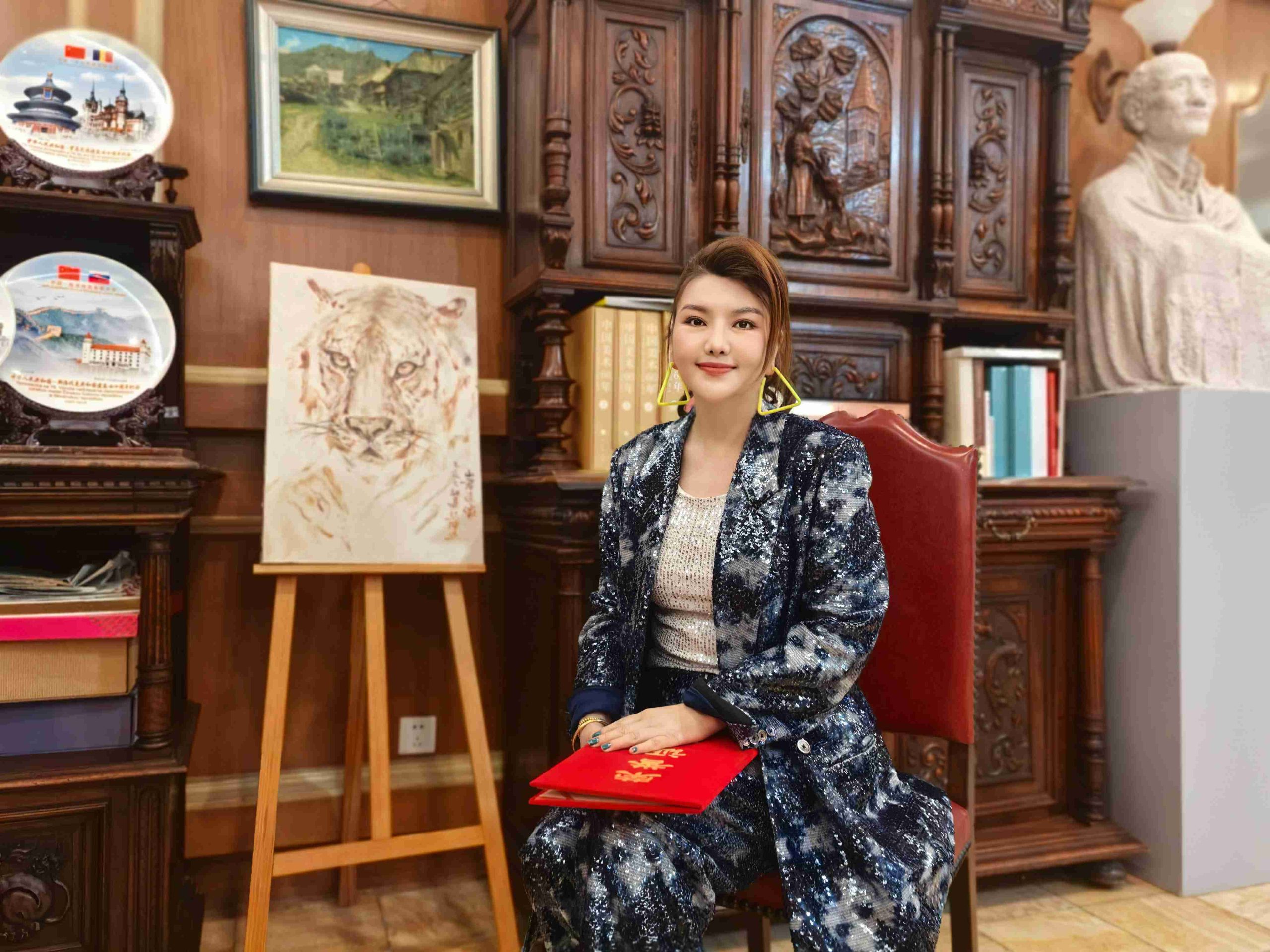 Ulan Tuya: Conveying power of Asian and African women through song