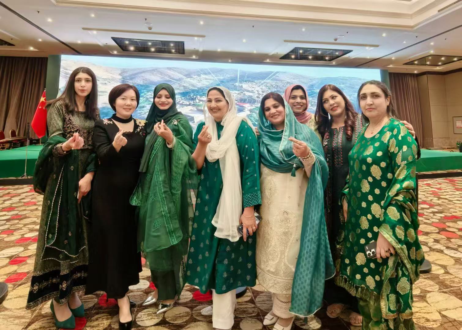 亚非妇促会赵美玲会长出席巴基斯坦85周年国庆招待会