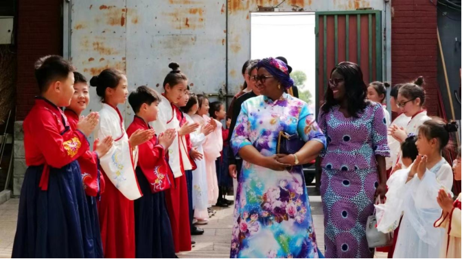 3.png Grateful mother inheritance and development