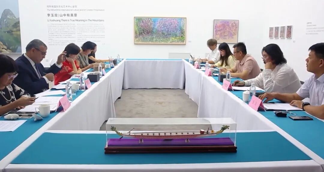 President Zhao Meiling Attends Dragon Boat Culture Syposium